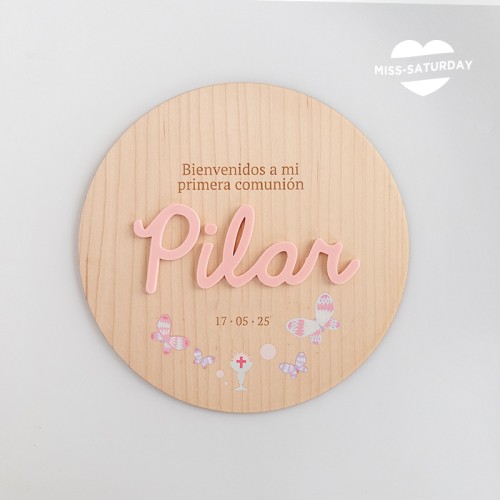 Cartel de bienvenida comunión mariposas