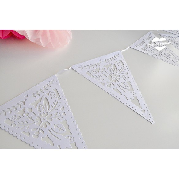 Banderines flores blanco