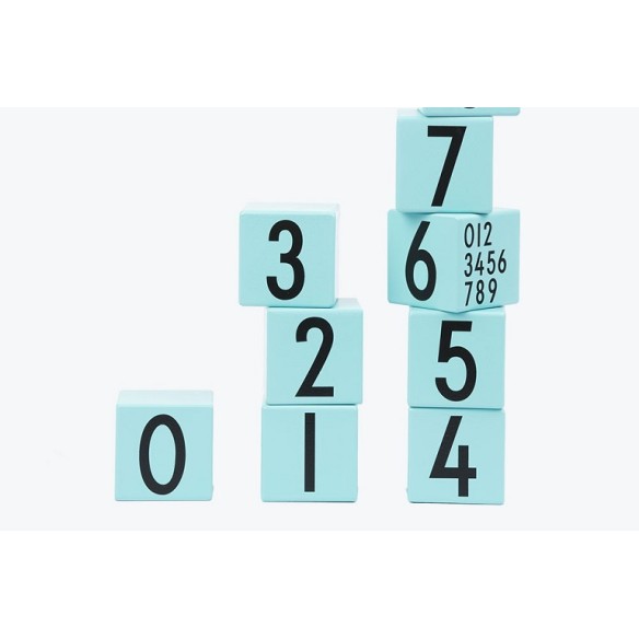 Cubos de madera cifras mint