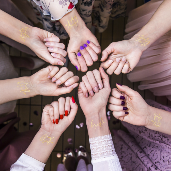 15 Tatuajes Bride y Team B. dorado