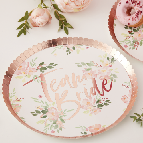 8 Platos Team Bride Floral