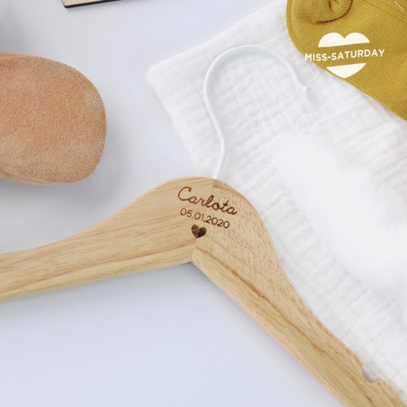 Percha personalizada bebé