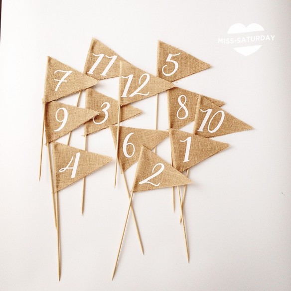 Números de mesa banderitas