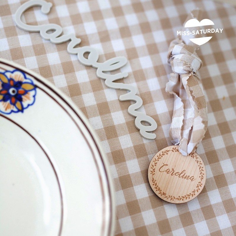 Llaveros Celebración corona Theo