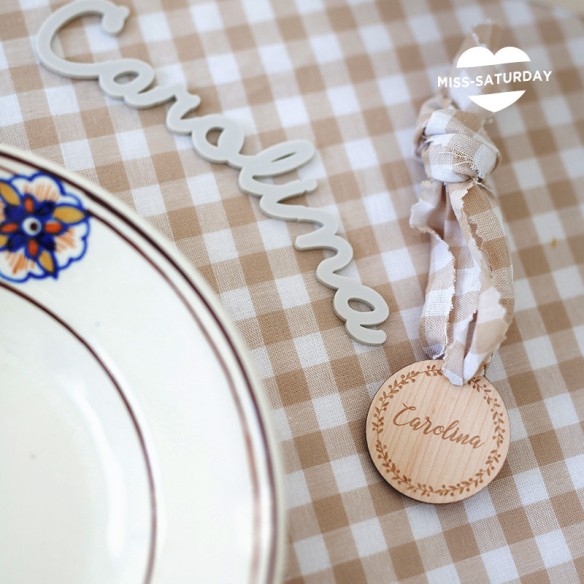 Llaveros Celebración corona Theo