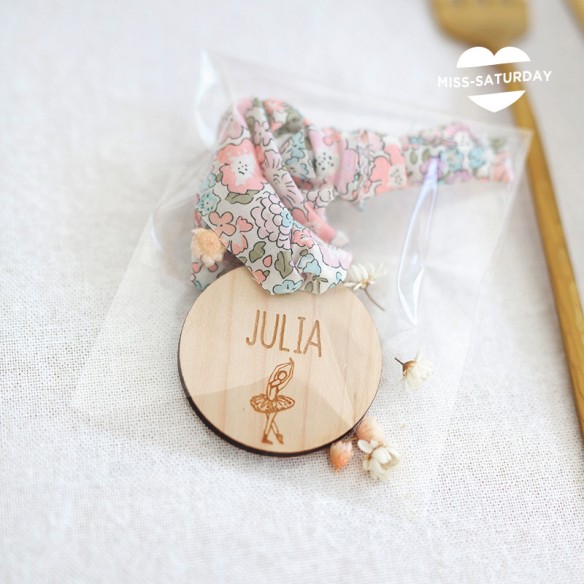 Llaveros Celebración Bailarina