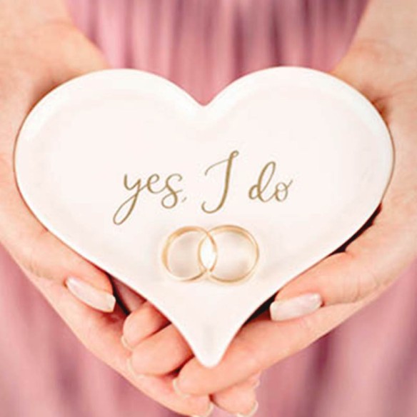 Plato corazón porta alianzas