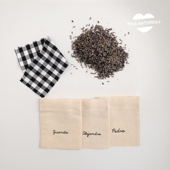 Saquitos de lavanda detalle de comunión