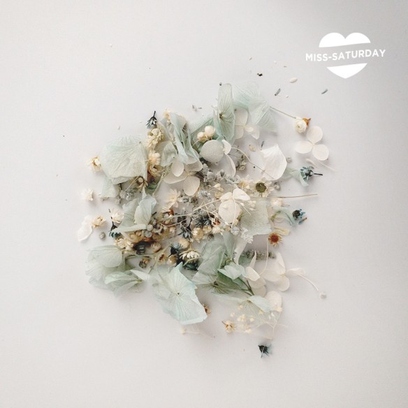 Caja porta alianzas personalizada